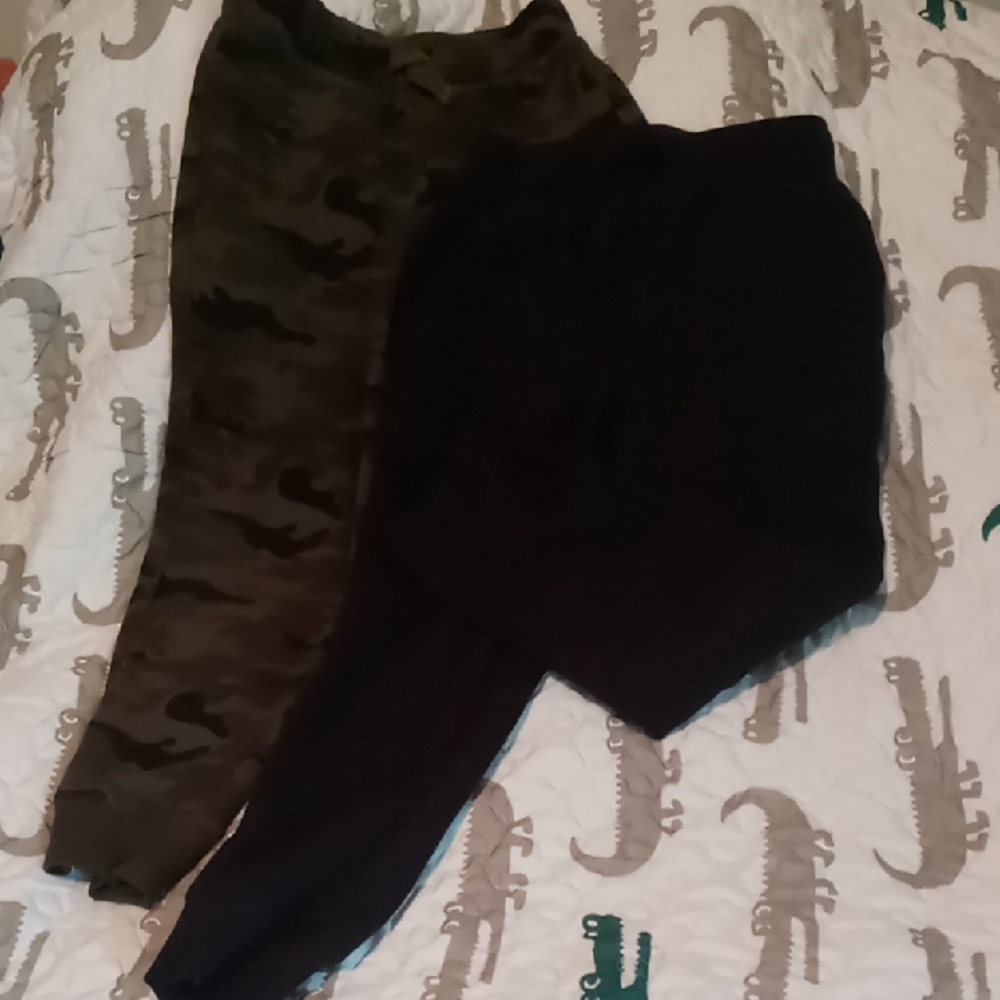 Amazon Essentials Kids Camouflage and Black Joggers